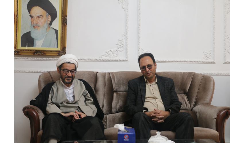 «سمت» از قوی‌ترین ناشران در عرصۀ تولید و نشر کتاب درسی دانشگاهی